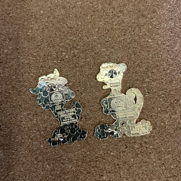 Donald and Daisy Disney pins - Picture 2 of 2